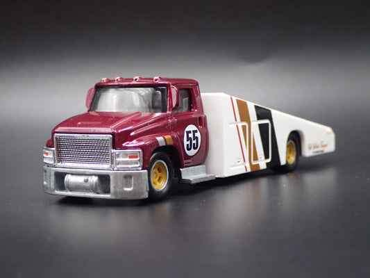 MODERN RAMP TRUCK CAR HAULER TRUCK WHITE 1:64 SCALE DIORAMA DIECAST MODEL CAR