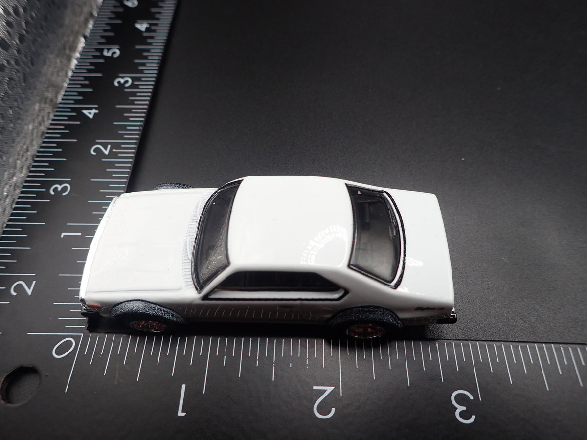 1977- 1981 NISSAN SKYLINE C210 JDM WHITE 1:64 SCALE COLLECTIBLE DIECAST MODEL CAR-Burning Rubber Toy Company