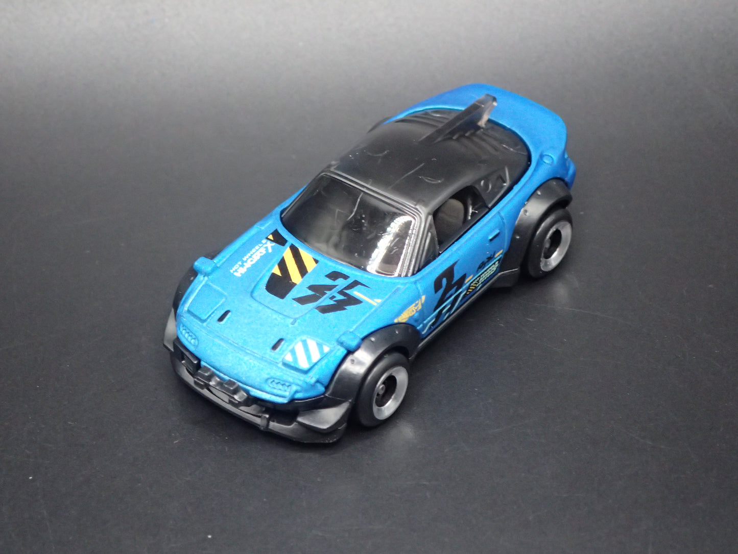 2015-2026 MAZDA MX5 MIATA CONVERTIBLE ND 1:64 SCALE DIORAMA DIECAST MODEL CAR