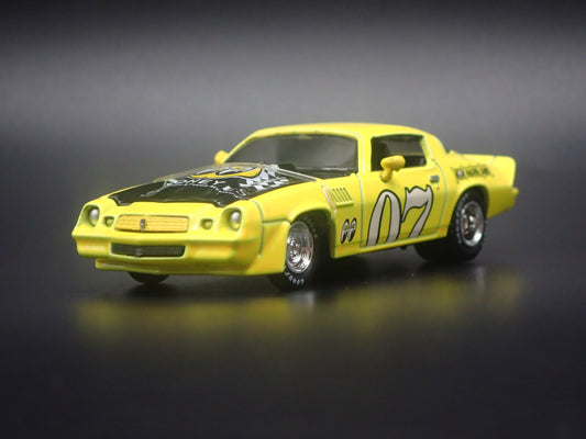1979 79 CHEVY CHEVROLET CAMARO Z28 MOONEYES YELLOW 1:64 SCALE DIECAST MODEL CAR
