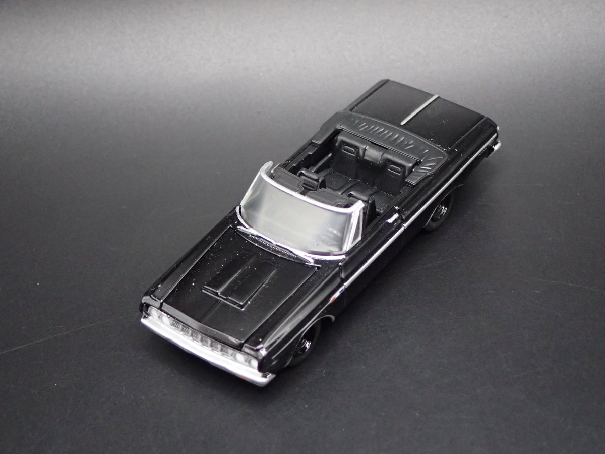 1964 64 PLYMOUTH FURY CONVERTIBLE BLACK 1/64 SCALE COLLECTIBLE DIECAST MODEL CAR