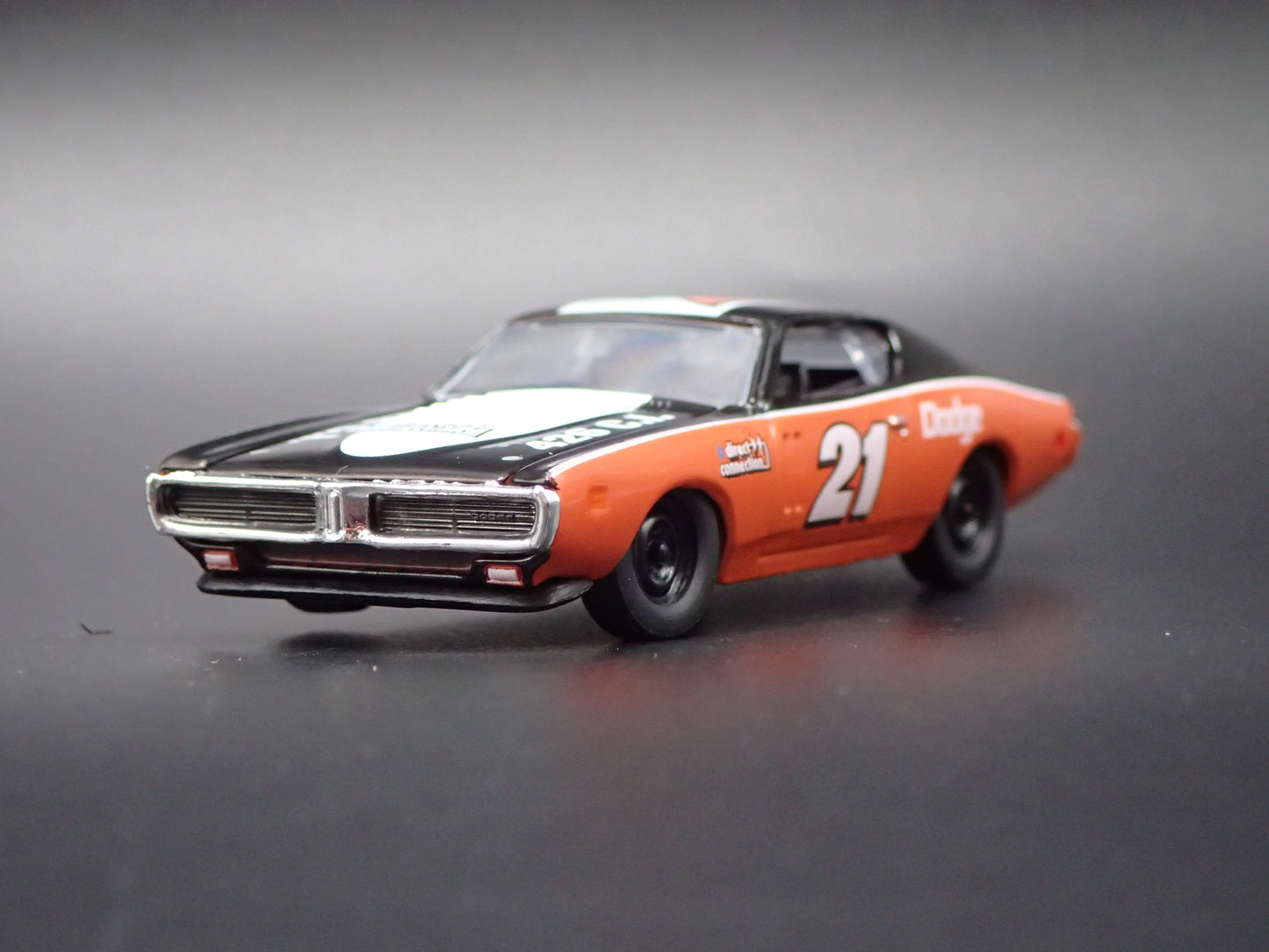 1971 71 DODGE CHARGER R/T HEMI DIRECT CONNECTION 1/64 SCALE DIECAST CAR