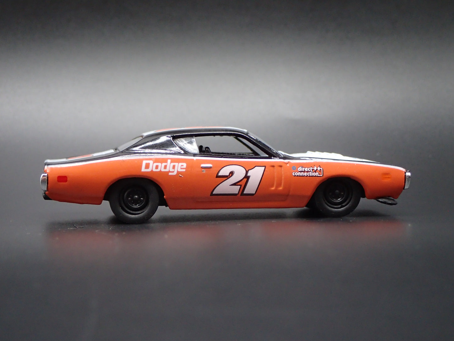 1971 71 DODGE CHARGER R/T HEMI DIRECT CONNECTION 1/64 SCALE DIECAST CAR