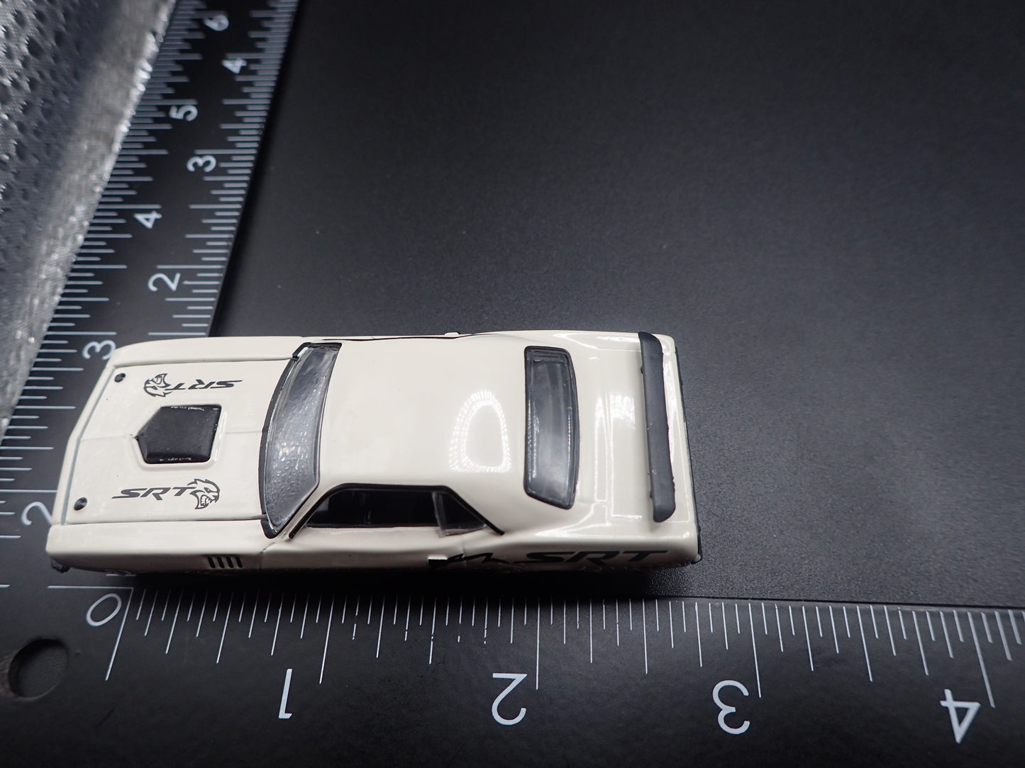 1971 71 PLYMOUTH HEMI CUDA HELLCAT 1:64 SCALE COLLECTIBLE DIECAST MODEL CAR