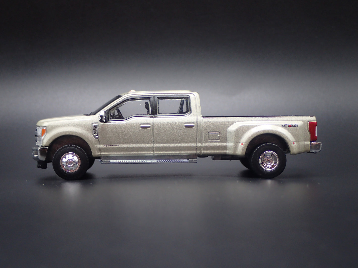 2017-2022 FORD F350 DUALLY PICKUP TRUCK  1:64 SCALE DIECAST MODEL CAR