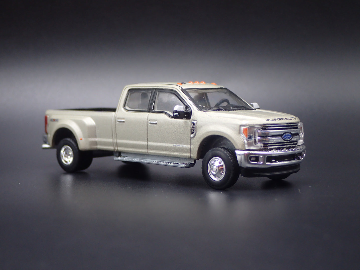 2017-2022 FORD F350 DUALLY PICKUP TRUCK  1:64 SCALE DIECAST MODEL CAR