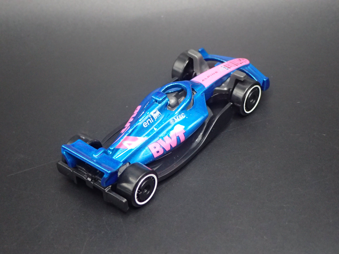 ALPINE A525 F1 RACING BWT 2025 1:64 SCALE COLLECTIBLE DIECAST MODEL CAR