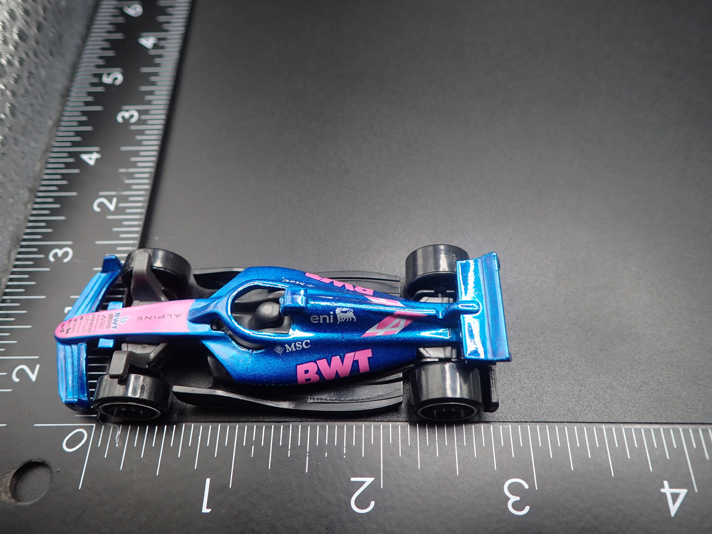 ALPINE A525 F1 RACING BWT 2025 1:64 SCALE COLLECTIBLE DIECAST MODEL CAR