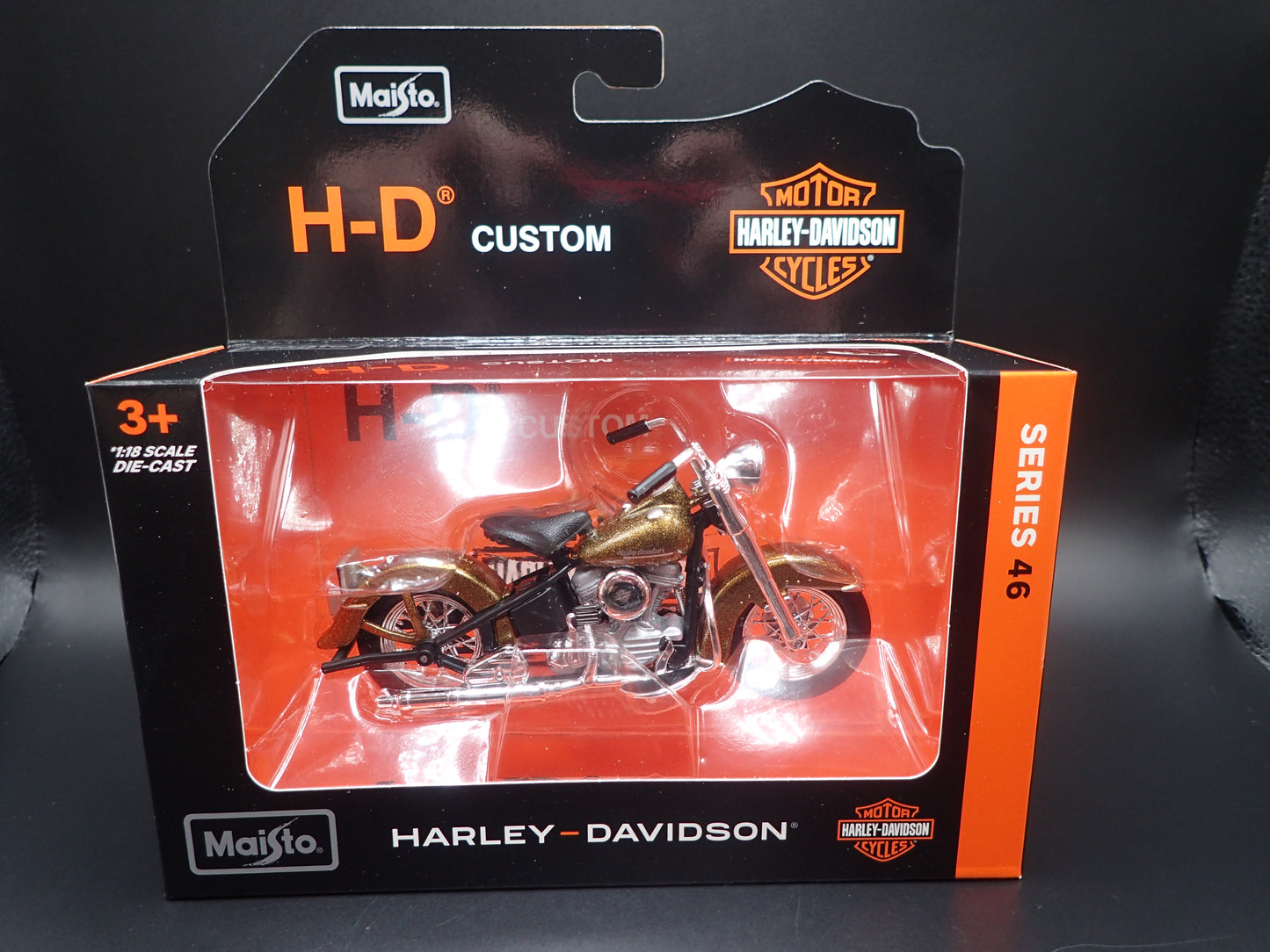 1953 53 FL HYDRA GLIDE HARLEY DAVIDSON MOTORCYCLE MAISTO SERIES 46 1/18 MODEL