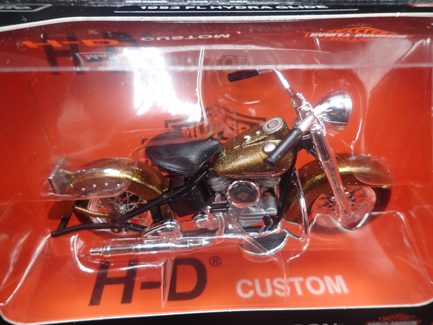 1953 53 FL HYDRA GLIDE HARLEY DAVIDSON MOTORCYCLE MAISTO SERIES 46 1/18 MODEL