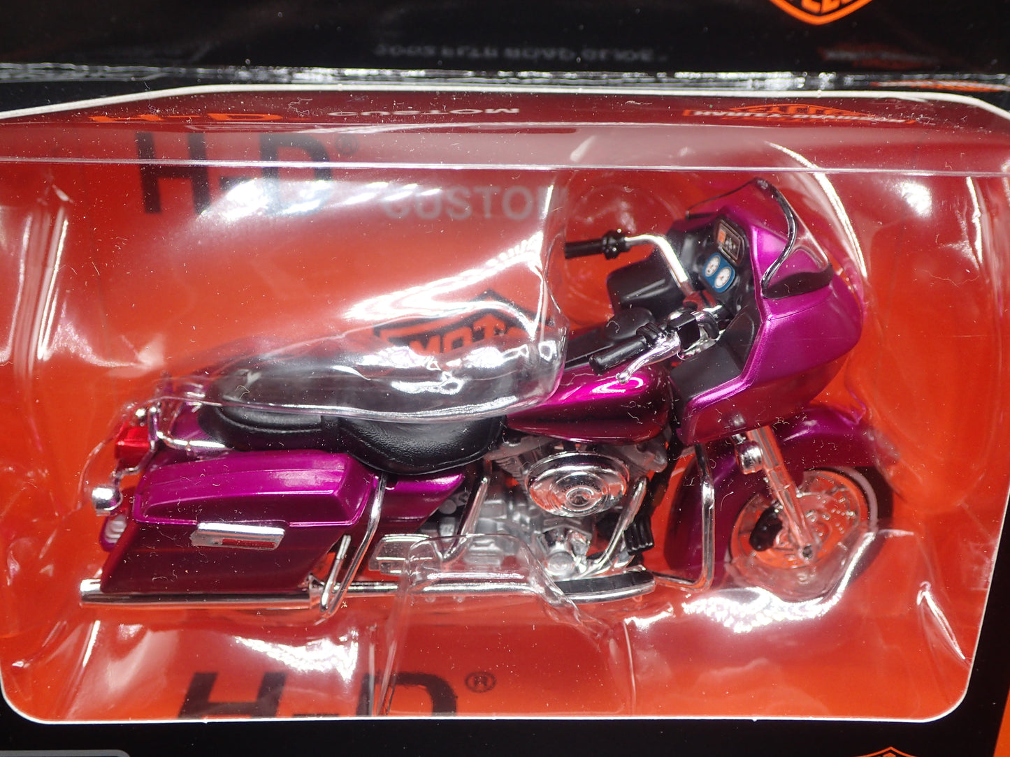 2002 02 FLTR ROAD GLIDE HARLEY DAVIDSON MOTORCYCLE MAISTO SERIES 46 1/18 MODEL