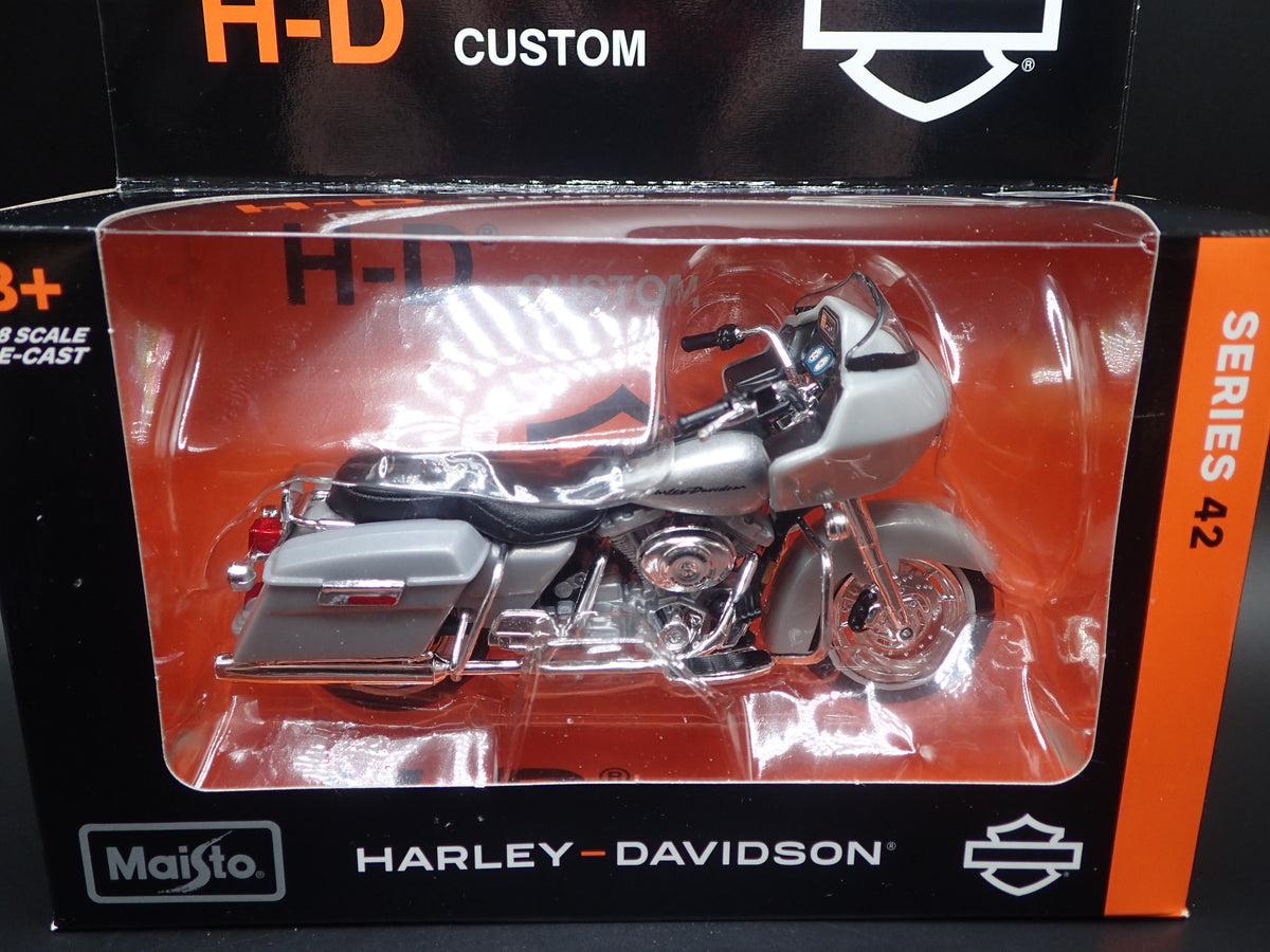 2002 02 FLTR ROAD GLIDE HARLEY DAVIDSON MOTORCYCLE MAISTO SERIES 42 1/18 MODEL