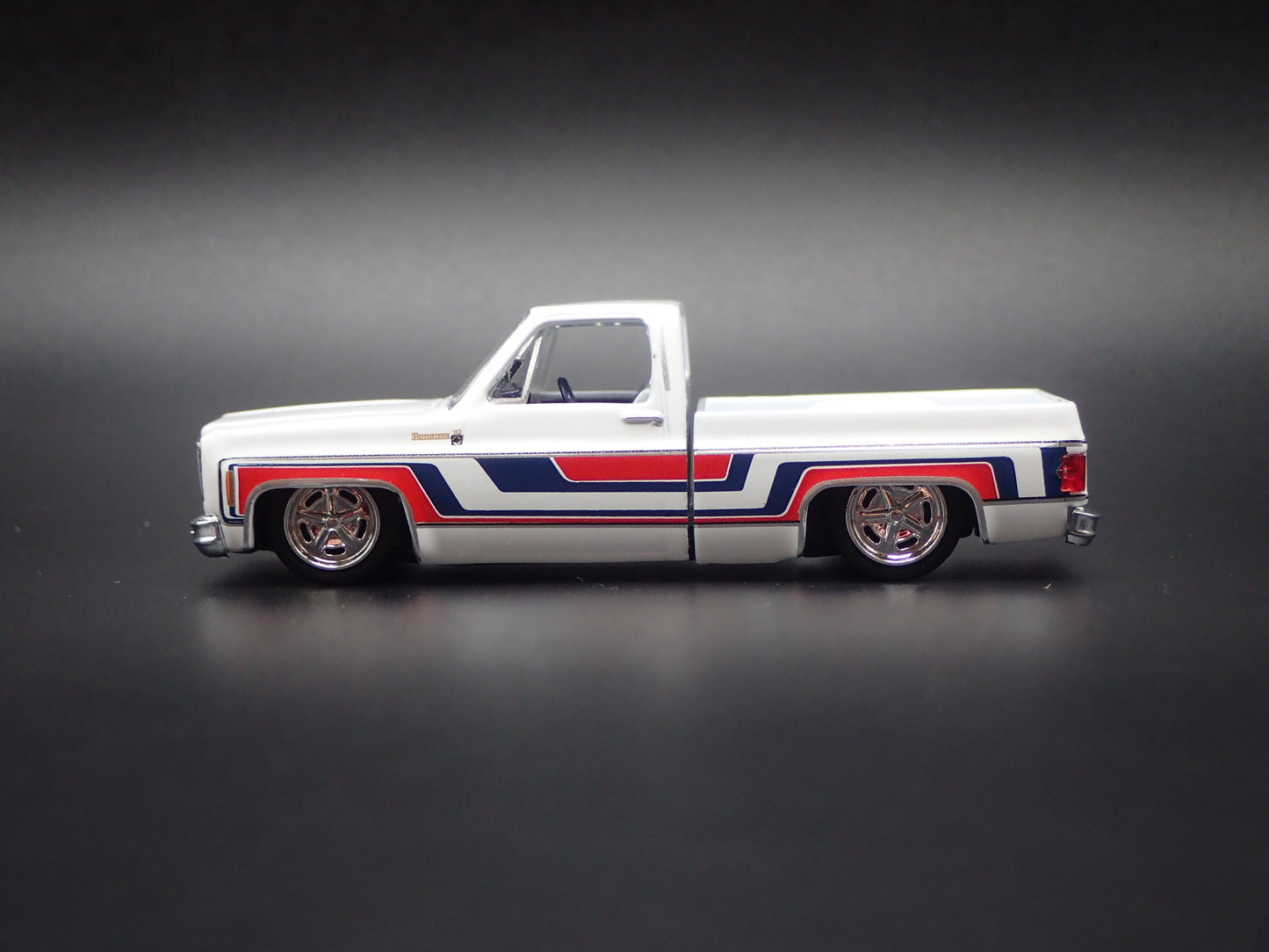 1976 76 CHEVY CHEVROLET BONANZA 10 PICKUP TRUCK SQUAREBODY 1/64 SCALE MODEL CAR