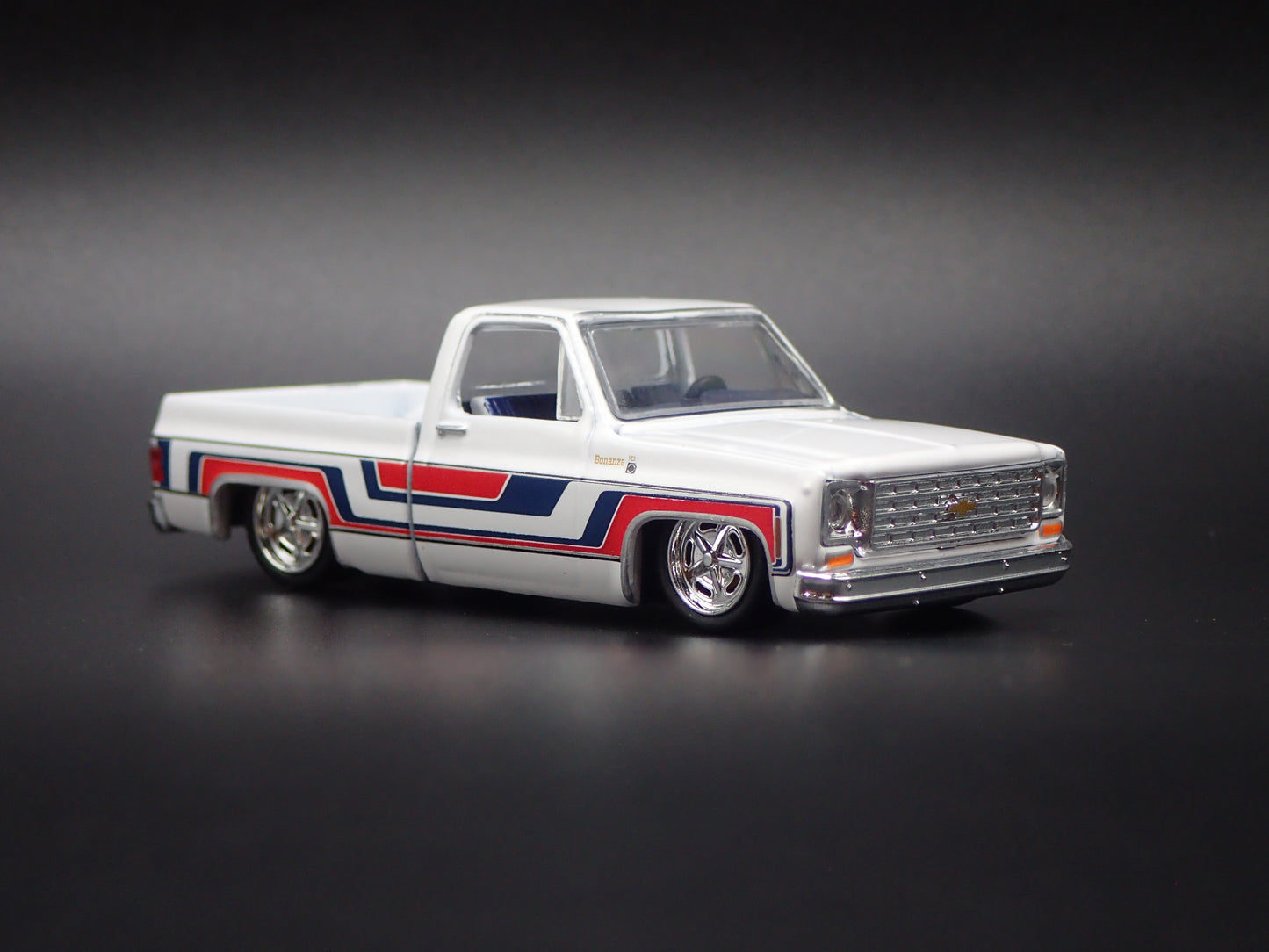 1976 76 CHEVY CHEVROLET BONANZA 10 PICKUP TRUCK SQUAREBODY 1/64 SCALE MODEL CAR
