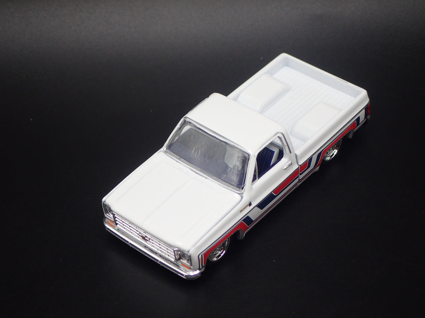 1976 76 CHEVY CHEVROLET BONANZA 10 PICKUP TRUCK SQUAREBODY 1/64 SCALE MODEL CAR