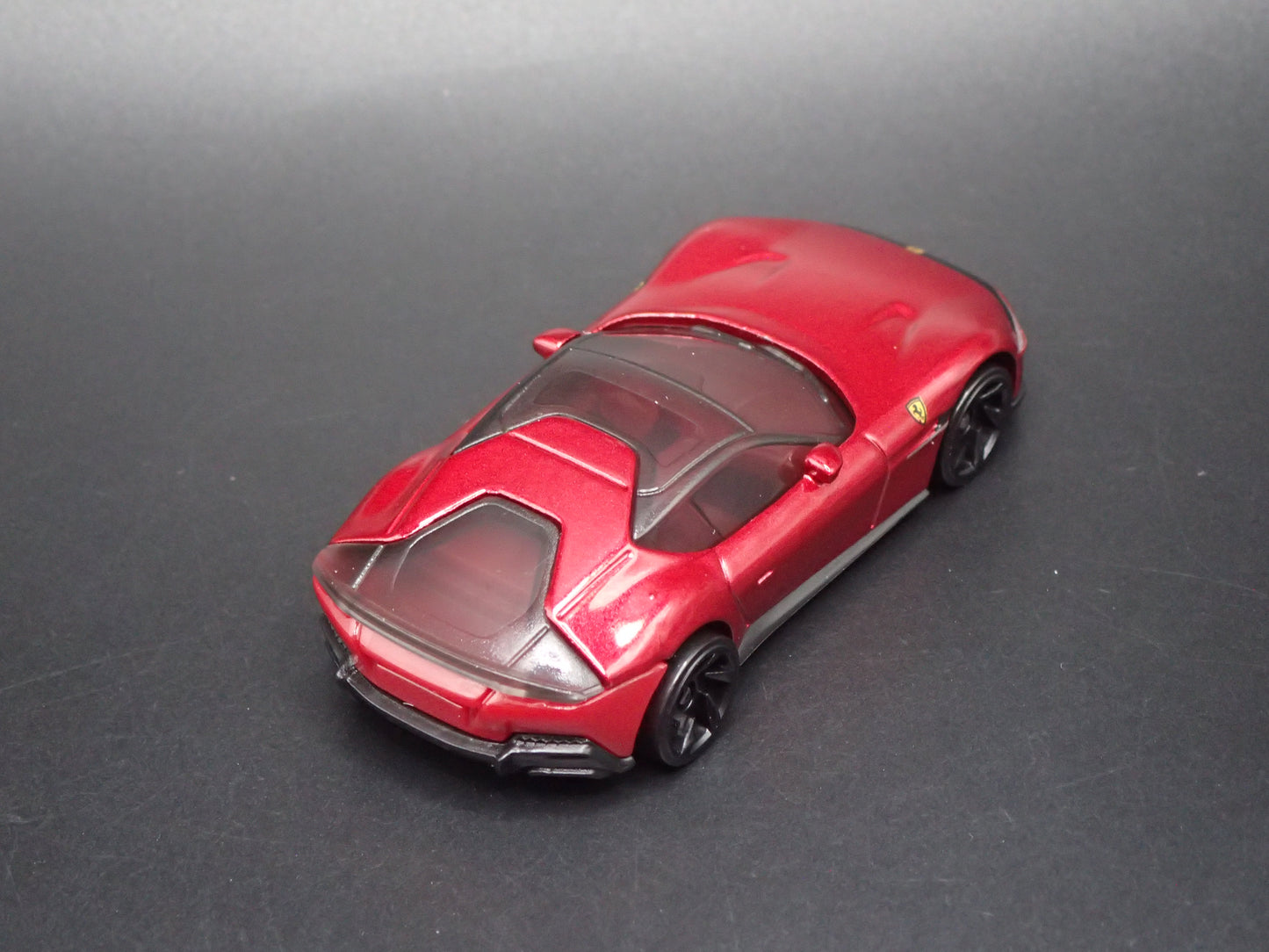 2024-2026 FERRARI 12CILINDRI 1:64 SCALE COLLECTIBLE DIORAMA DIECAST MODEL CAR