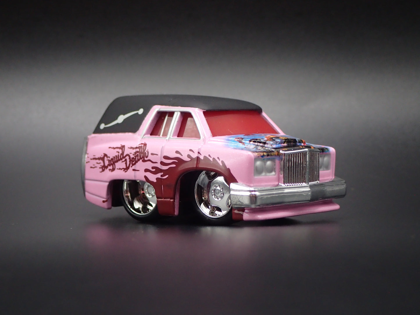 CADILLAC CADDY HEARSE LIQUID DEATH CAR TUNED 1/64 SCALE DIORAMA DIECAST MODEL CAR