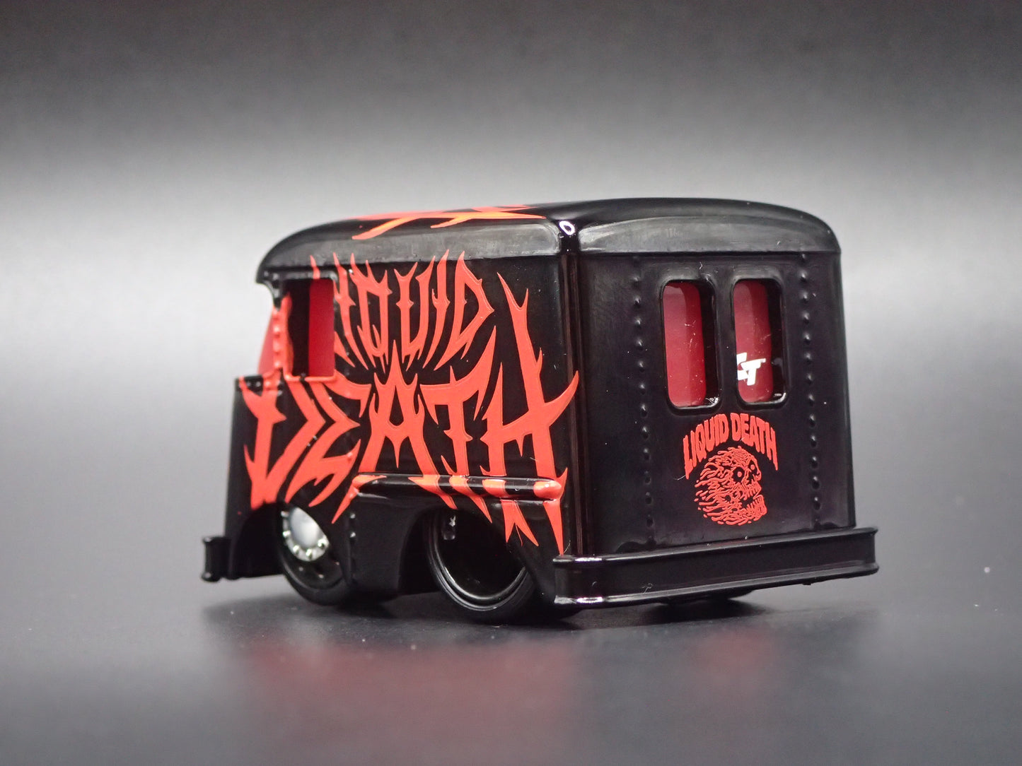 1954 54 GRUMMAN STEP VAN LIQUID DEATH CAR TUNED 1/64 SCALE DIECAST MODEL CAR