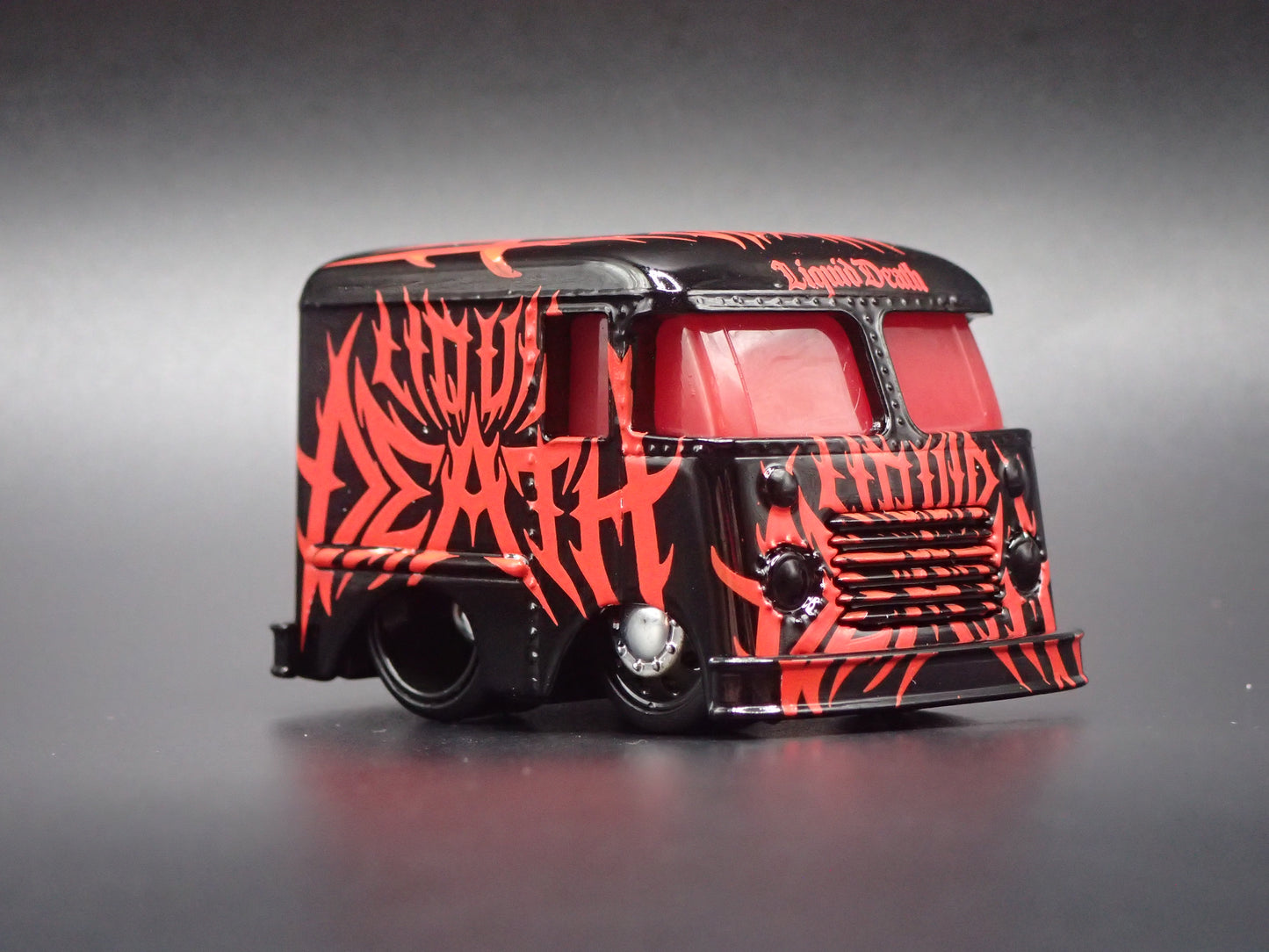 1954 54 GRUMMAN STEP VAN LIQUID DEATH CAR TUNED 1/64 SCALE DIECAST MODEL CAR
