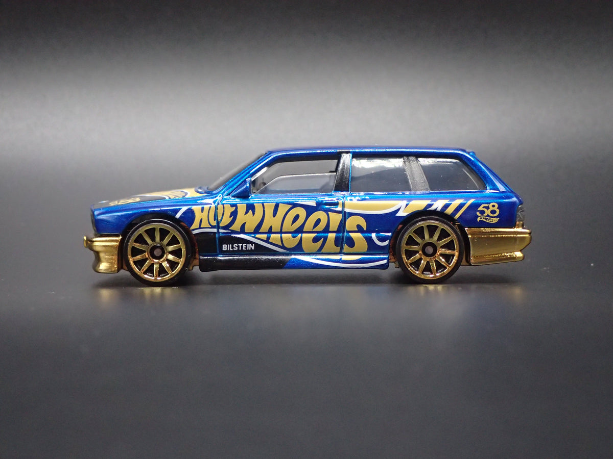 1986-1991 BMW M3 E30 STATION WAGON BLUE 1:64 SCALE COLLECTIBLE DIECAST MODEL CAR