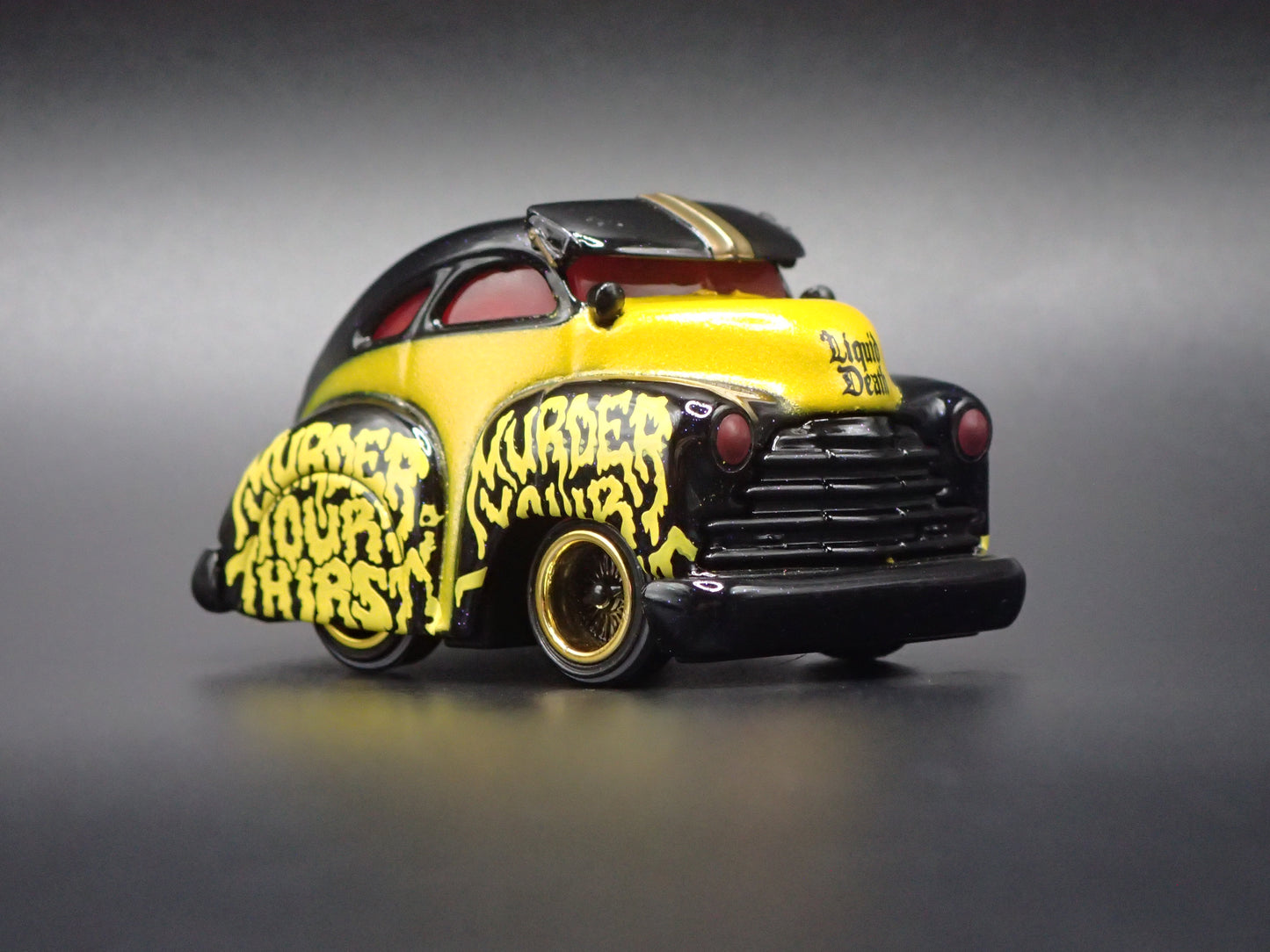 1947 47 CHEVROLET FLEETLINE LIQUID DEATH CAR TUNED 1:64 SCALE DIECAST MODEL CAR