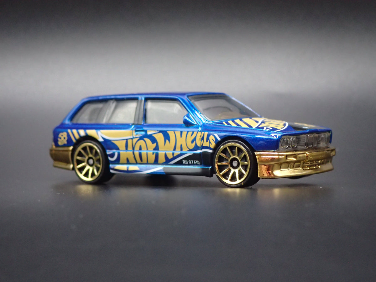 1986-1991 BMW M3 E30 STATION WAGON BLUE 1:64 SCALE COLLECTIBLE DIECAST MODEL CAR