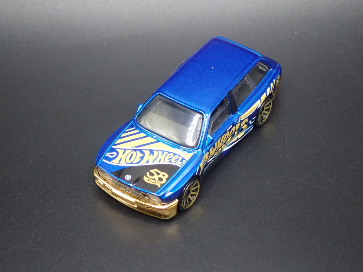1986-1991 BMW M3 E30 STATION WAGON BLUE 1:64 SCALE COLLECTIBLE DIECAST MODEL CAR