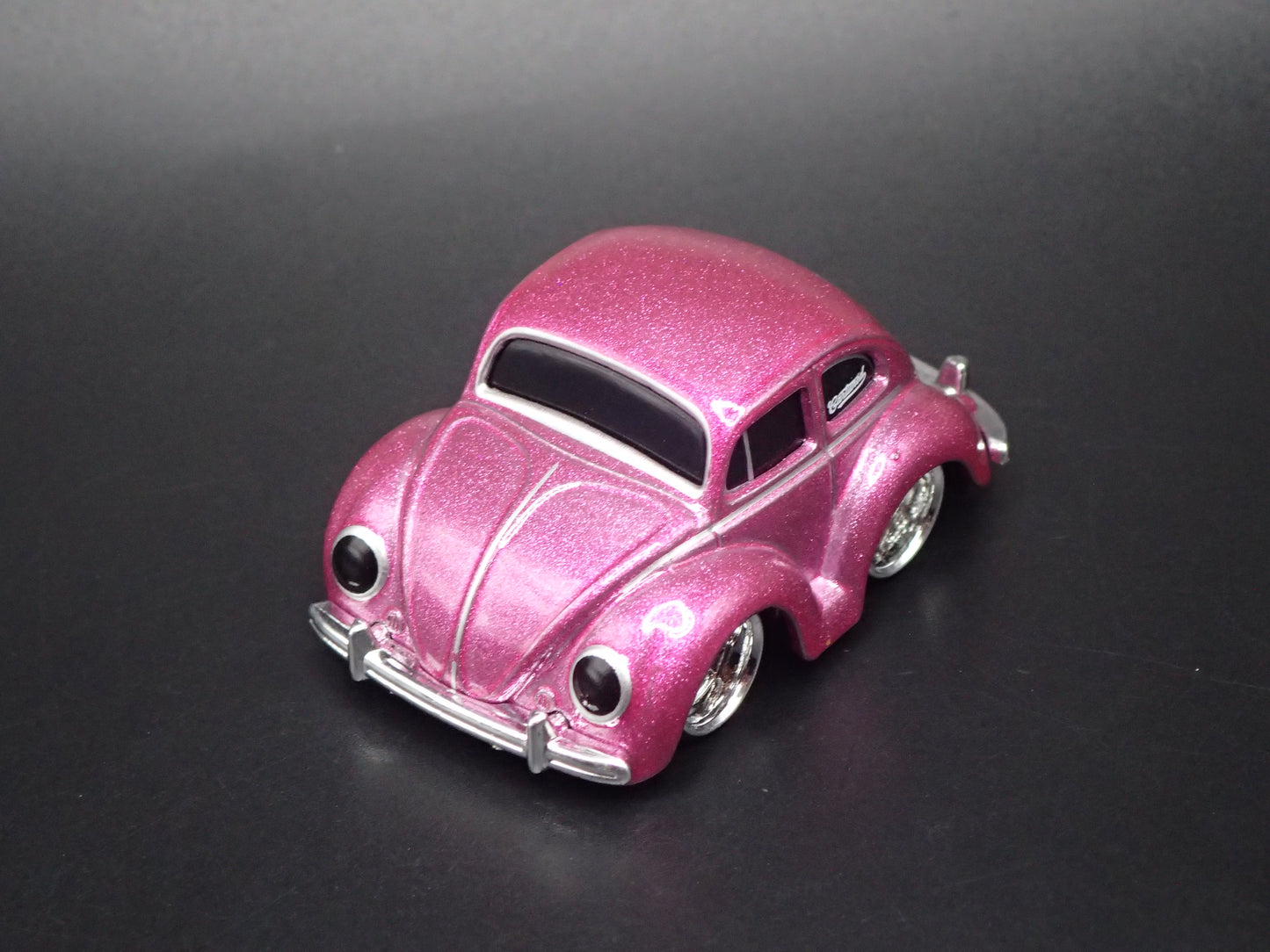 VW BEETLE CAR TUNED PINK 1:64 SCALE DIORAMA DIECAST MODEL CAR