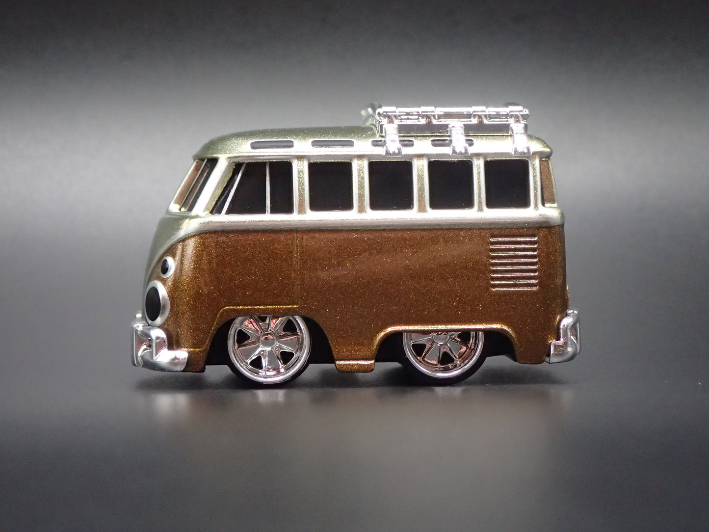 VW TYPE 2 T1 BUS CAR TUNED BROWN 1:64 SCALE DIORAMA DIECAST MODEL CAR