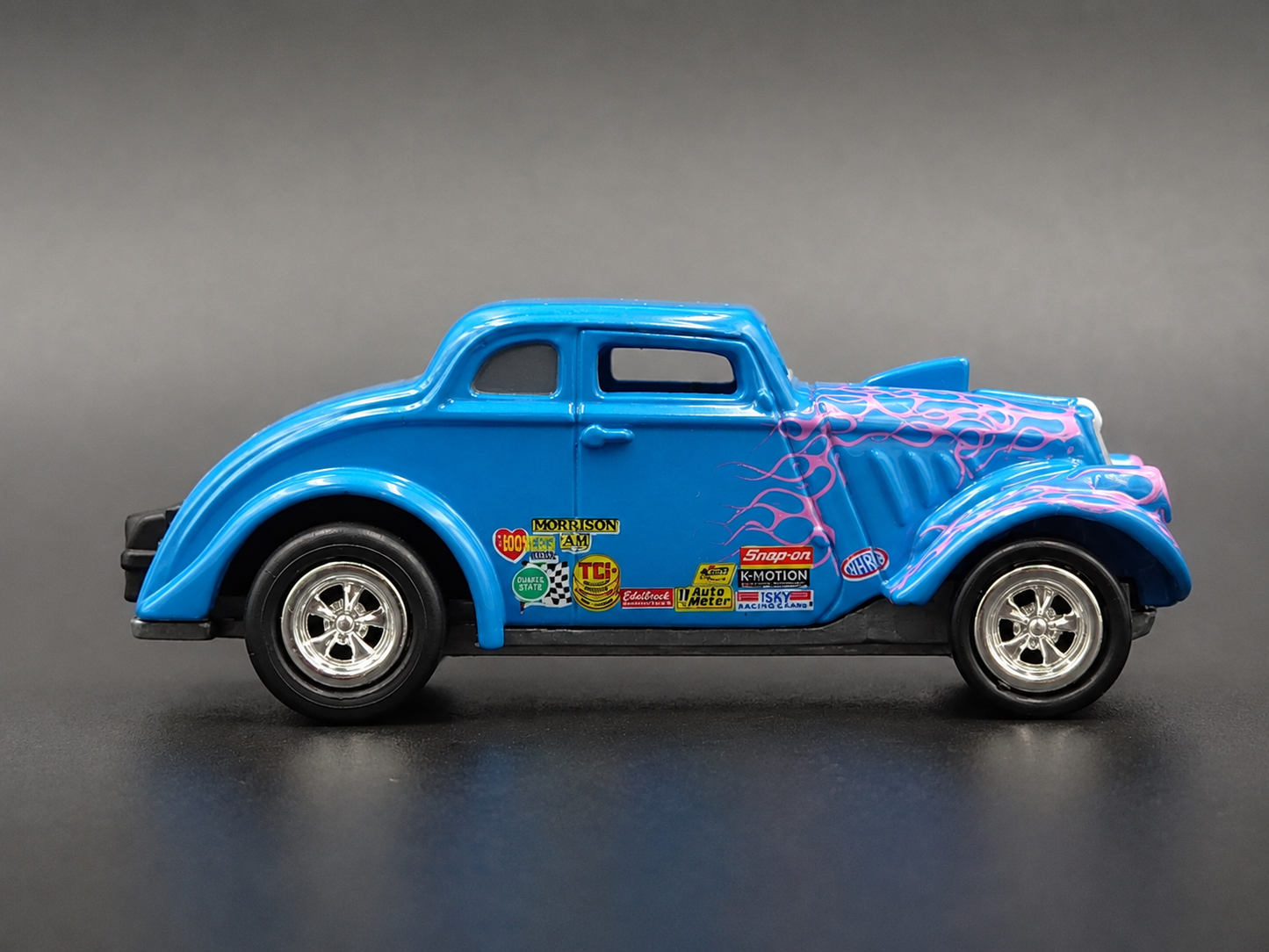 1933 WILLYS GASSER COUPE RARE 1:64 SCALE COLLECTIBLE DIORAMA DIECAST MODEL CAR