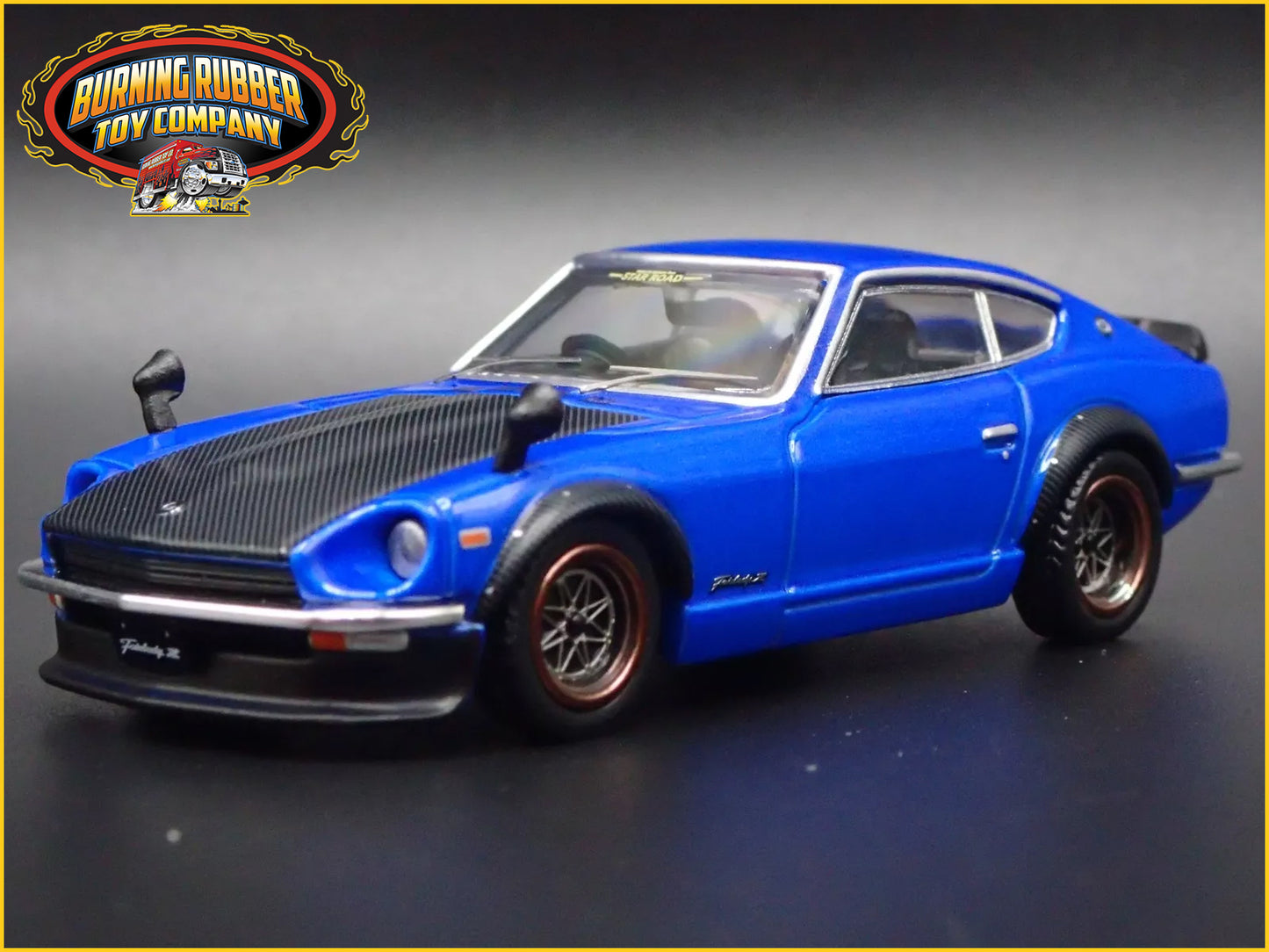 DATSUN FAIRLADY Z S30 JDM RARE 1/64 SCALE COLLECTIBLE DIORAMA DIECAST MODEL CAR