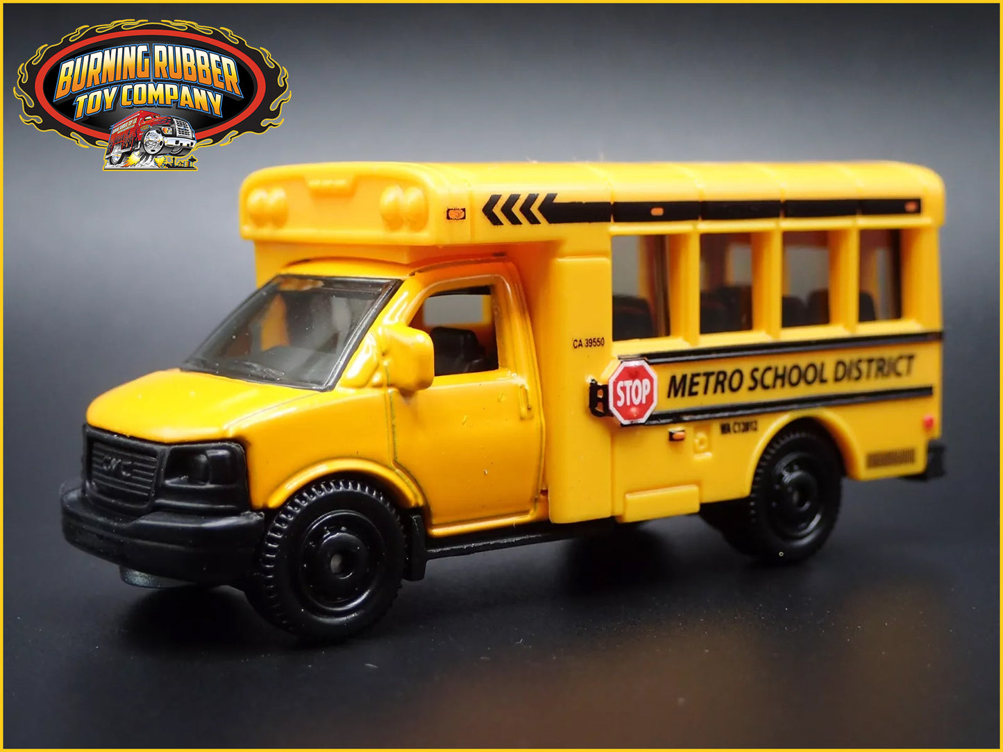 GMC METRO SHORT SCHOOL BUS RARE 1:64 SCALE COLLECTIBLE DIORAMA DIECAST MODEL CAR