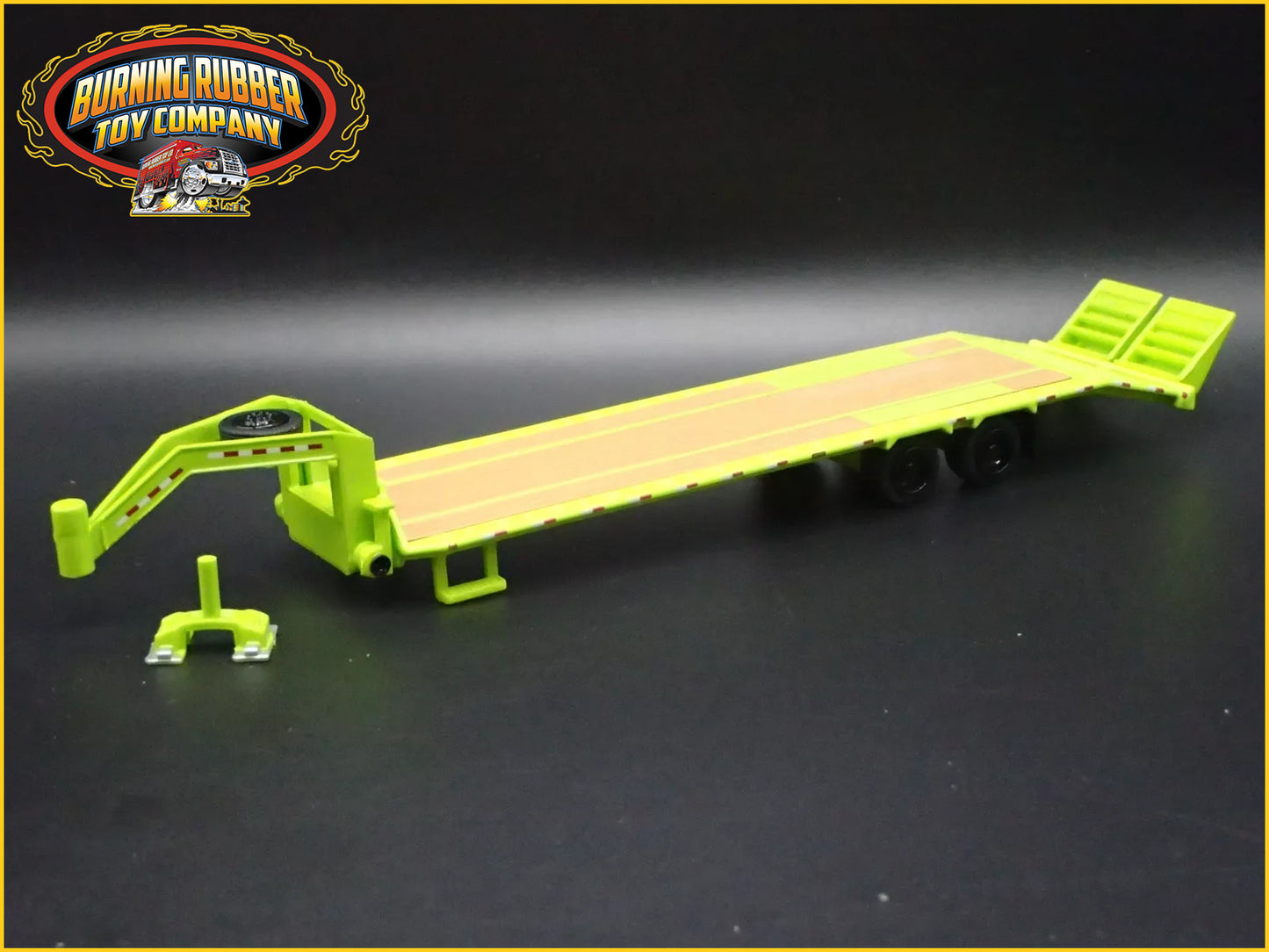 GOOSENECK FLATBED TRAILER w LOADING RAMP, HITCH 1:64 SCALE DIORAMA DIECAST MODEL