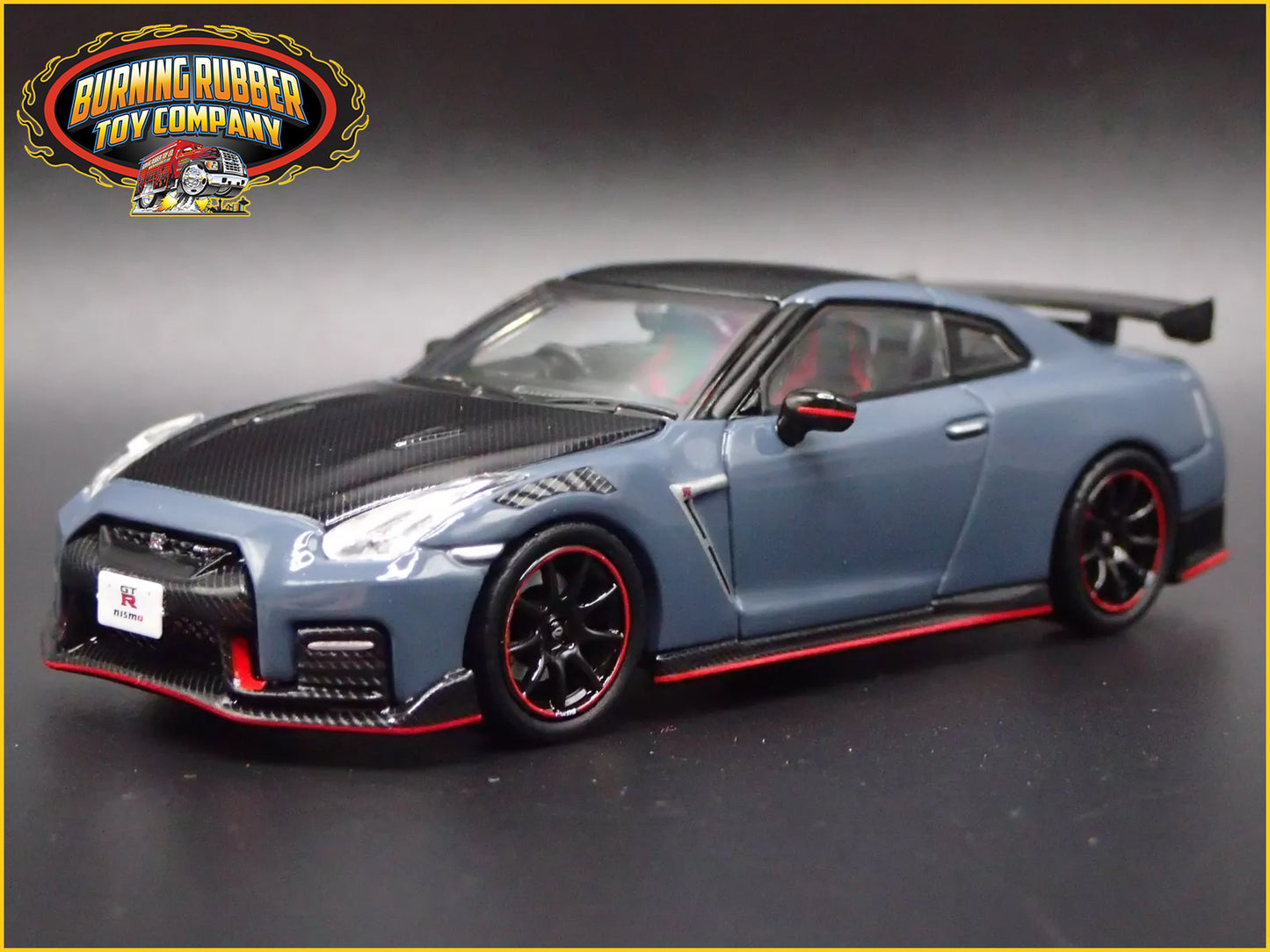 NISSAN GT-R GTR R35 NISMO SPECIAL EDITION 1:64 SCALE DIORAMA DIECAST MODEL CAR