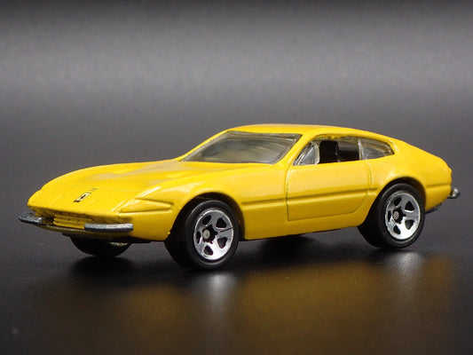 1968-1973 FERRARI 365 GTB/4 1:64 SCALE COLLECTIBLE DIORAMA DIECAST MODEL CAR