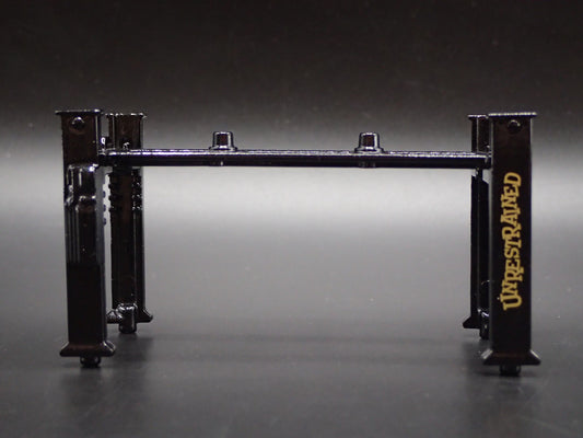 UNRESTRAINED 1:64 SCALE AUTO SHOP MECHANIC GARAGE 4 POST CAR LIFT DIECAST MODEL