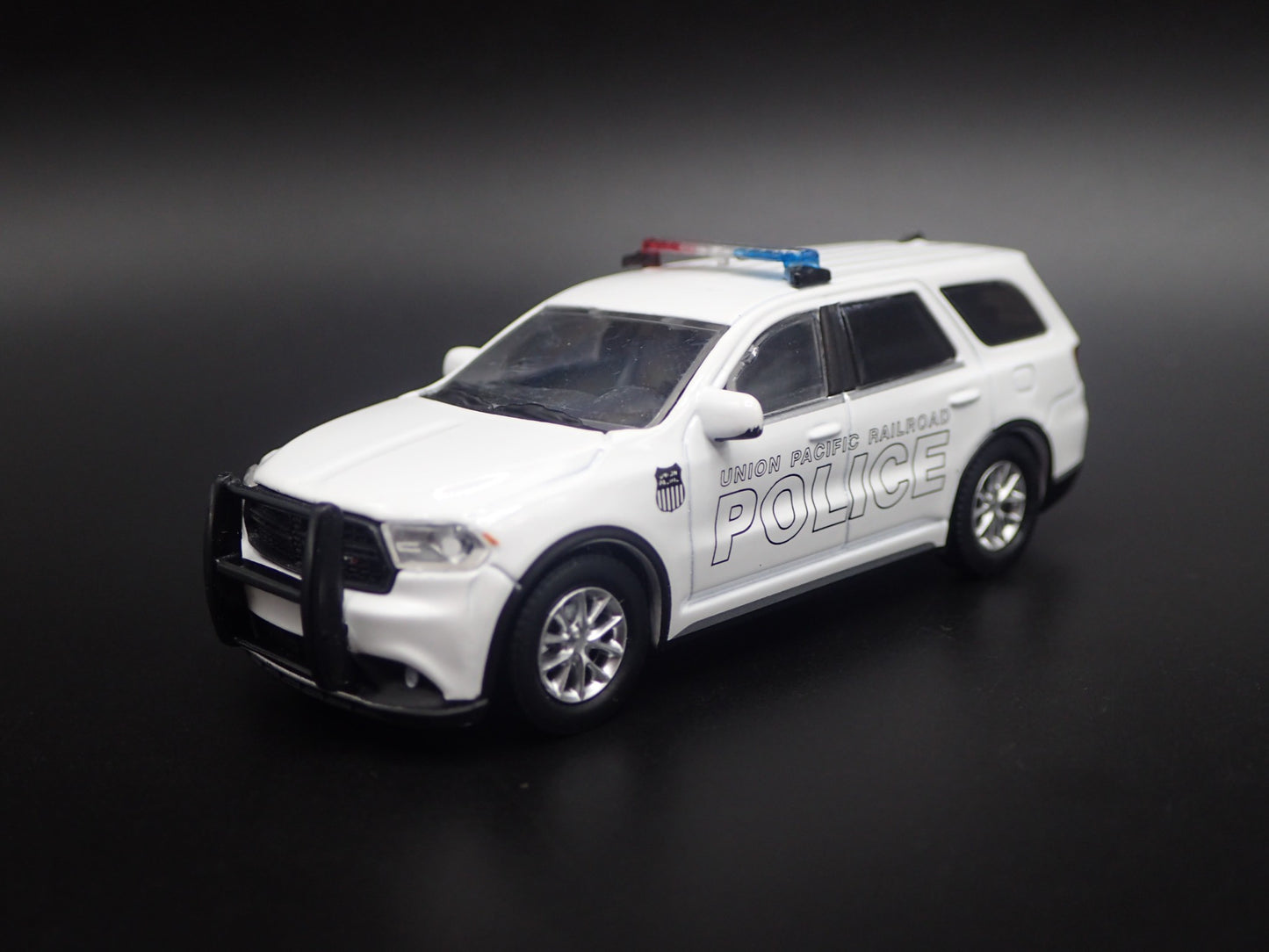 2018 18 DODGE DURANGO UNION PACIFIC RAILROAD POLICE 1:64 SCALE DIECAST MODEL CAR