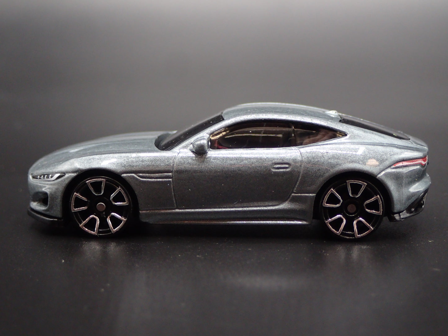 2014-2024 JAGUAR F TYPE COUPE 1:64 SCALE COLLECTIBLE DIORAMA DIECAST MODEL CAR