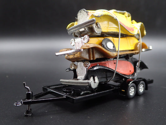 VINTAGE CLASSIC 3 CARS CRUSHED ON A FLATBED TRAILER 1:64 SCALE DIECAST MODEL CAR