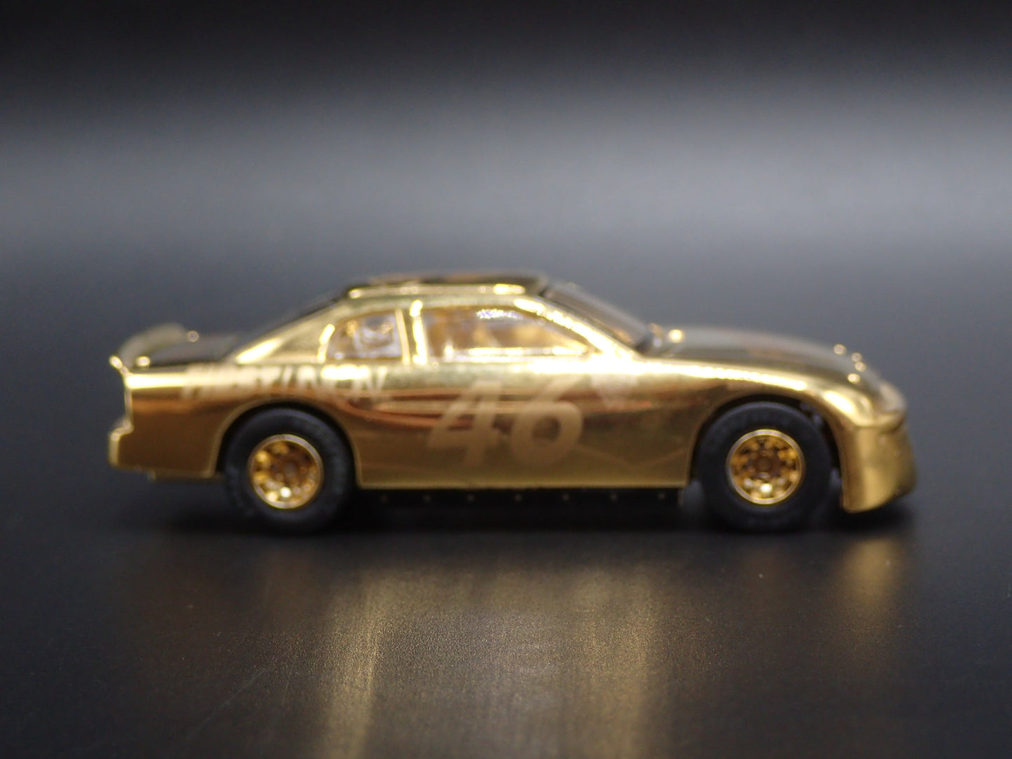 1998 CHEVY CHEVROLET MONTE CARLO FIRST UNION NASCAR 1:64 SCALE DIECAST MODEL CAR