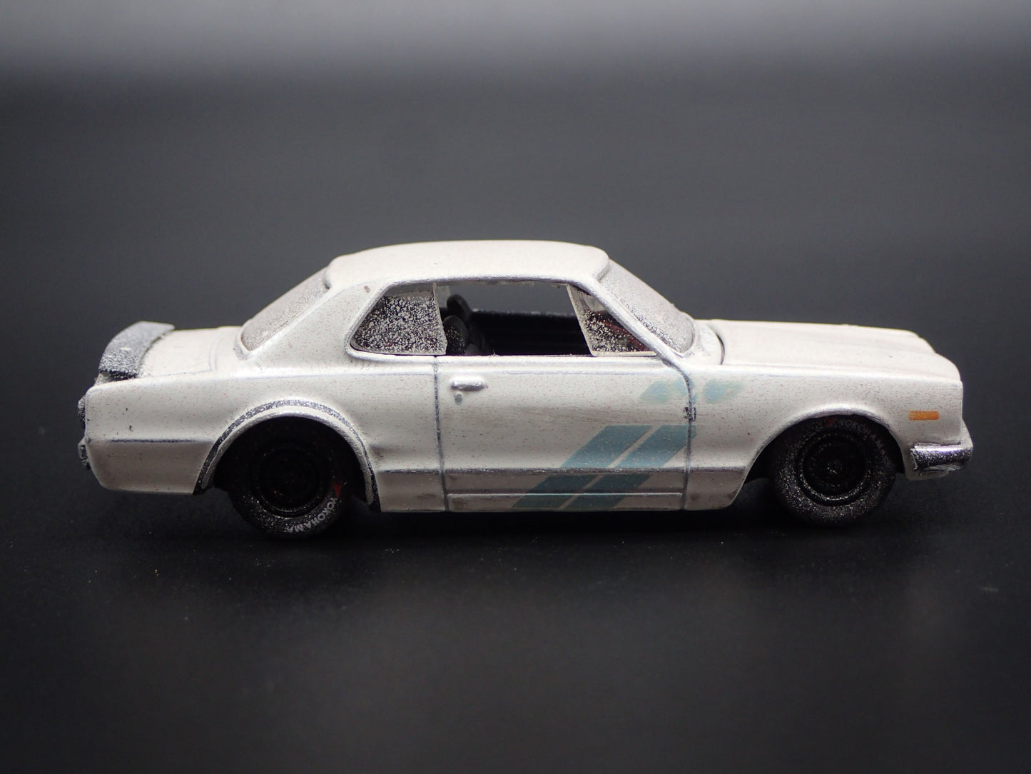 1971 71 NISSAN SKYLINE GTR CUSTOM BARN FIND 1:64 SCALE DIORAMA DIECAST MODEL CAR