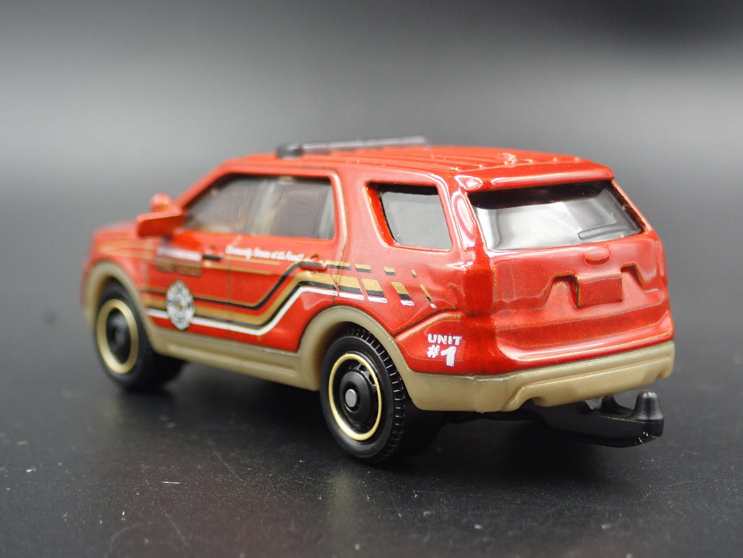 2011-2019 FORD EXPLORER UTILITY FIRE CHIEF W HITCH 1/64 SCALE DIECAST MODEL CAR