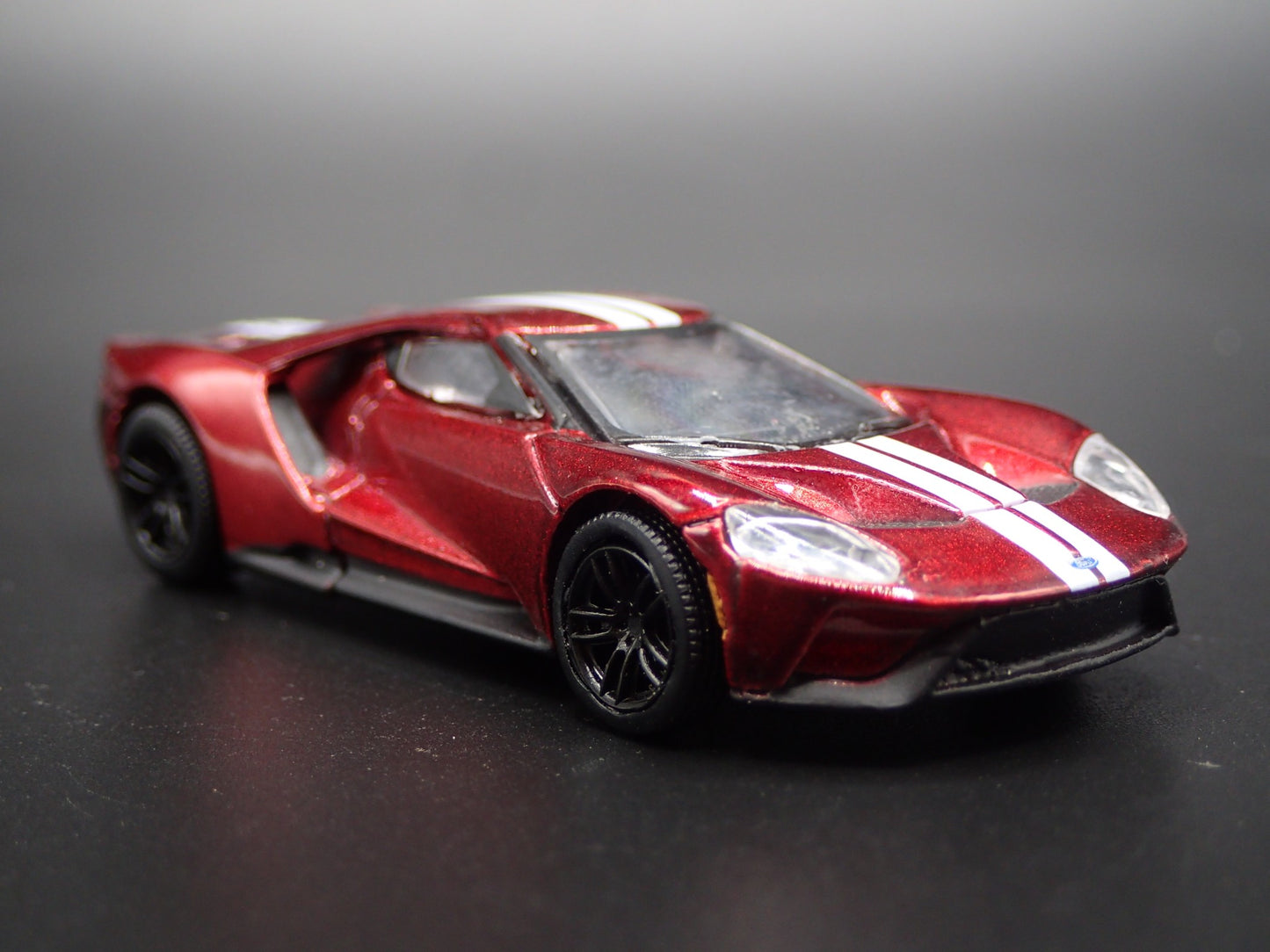 2017-2022 FORD GT RACING SUPERCAR RED RARE 1:64 SCALE DIORAMA DIECAST MODEL CAR