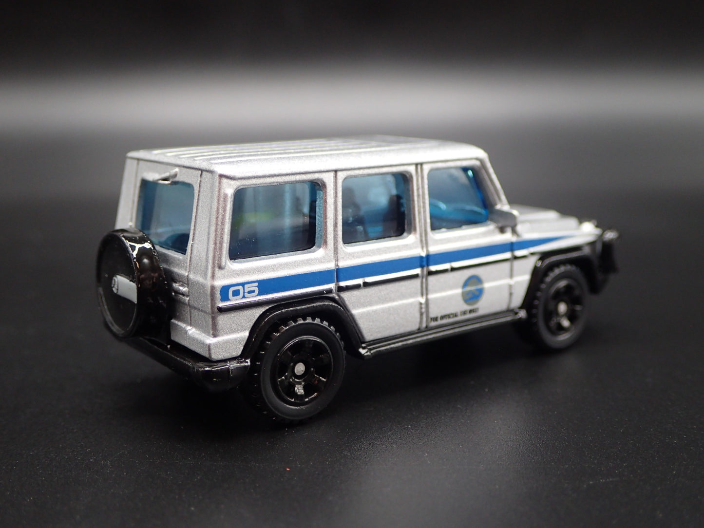 1991-2018 MERCEDES BENZ G550 G WAGON JURASSIC WORLD 1:64 SCALE DIECAST MODEL CAR