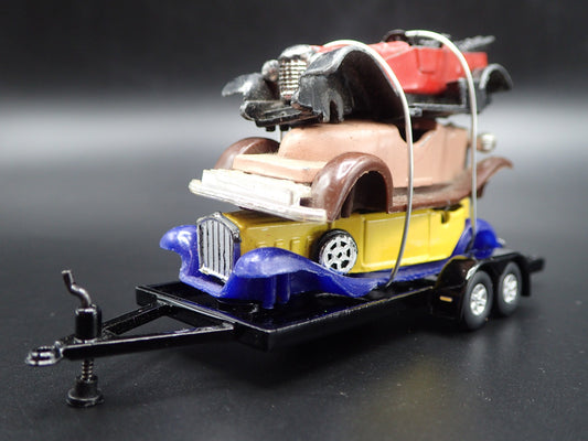 VINTAGE CLASSIC 3 CARS CRUSHED ON A FLATBED TRAILER 1:64 SCALE DIECAST MODEL CAR