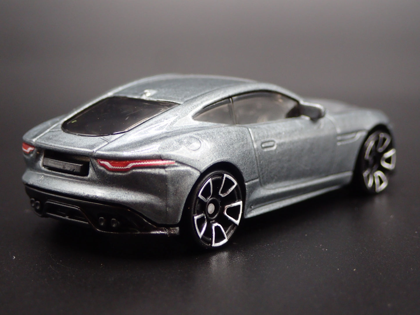 2014-2024 JAGUAR F TYPE COUPE 1:64 SCALE COLLECTIBLE DIORAMA DIECAST MODEL CAR