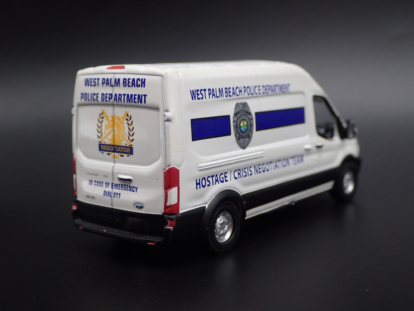 2020 FORD TRANSIT SPRINTER W. PALM BEACH FLA POLICE 1:64 SCALE DIECAST MODEL CAR
