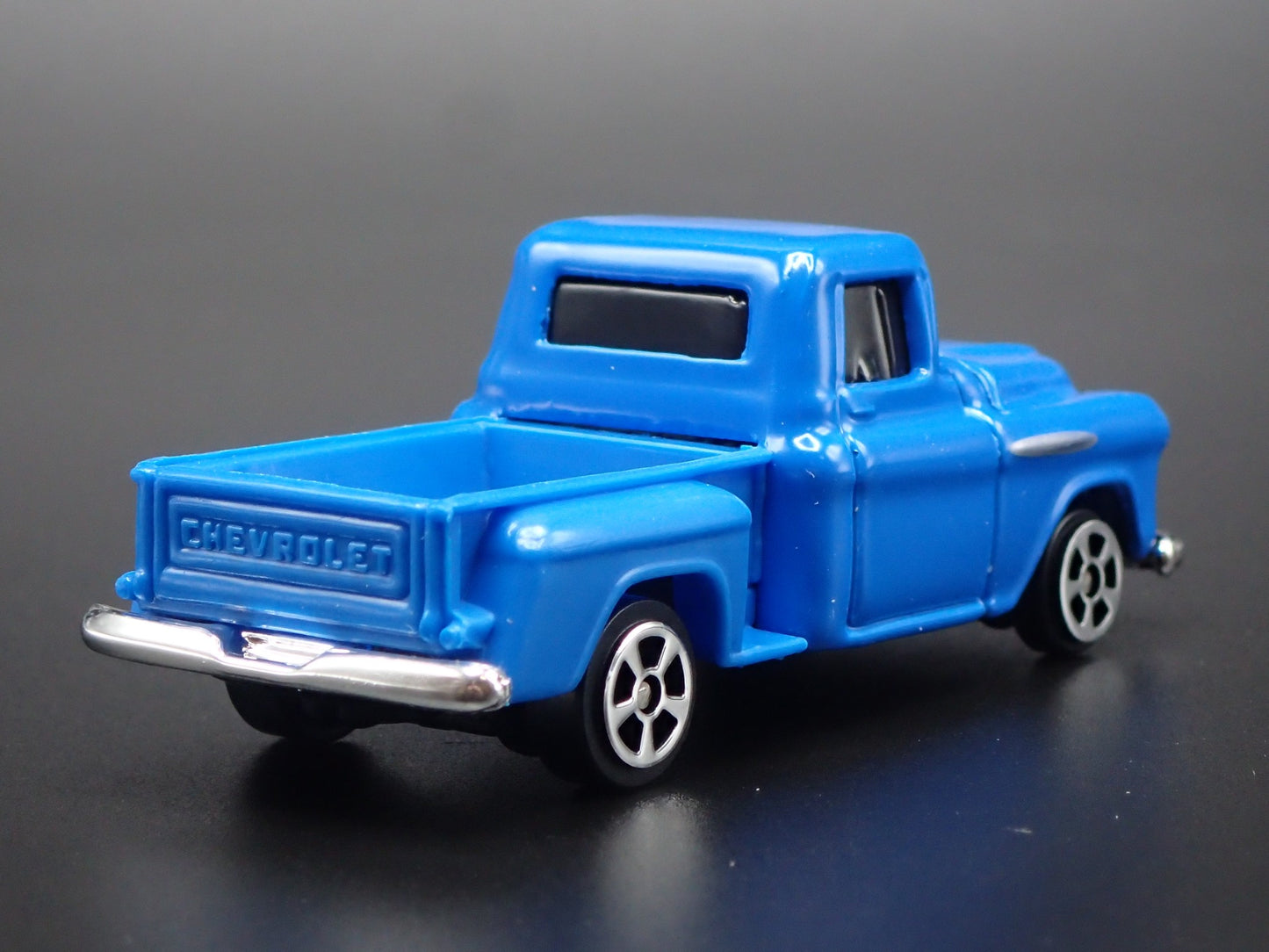 1957 57 CHEVY CHEVROLET STEPSIDE PICKUP TRUCK BLUE 1:64 SCALE DIECAST MODEL CAR