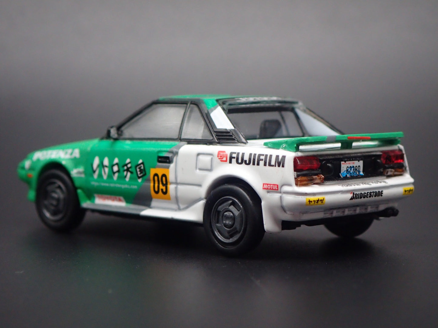 1984-1989 TOYOTA MR2 MK1 AWII FUJIFILM 1/64 SCALE DIORAMA DIECAST MODEL CAR