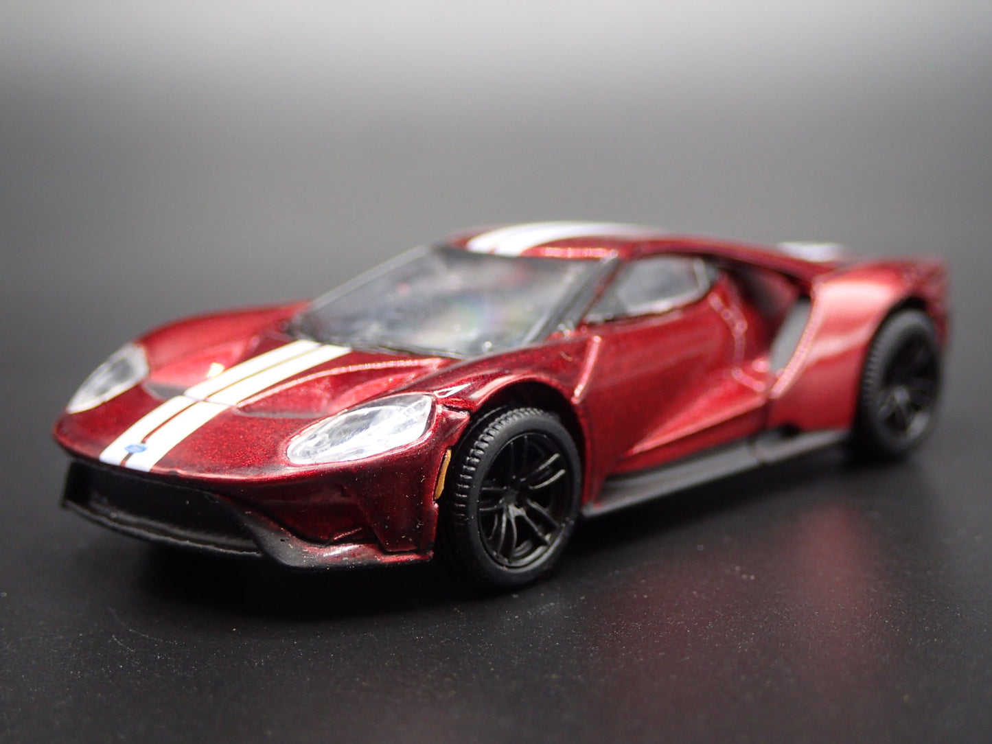 2017-2022 FORD GT RACING SUPERCAR RED RARE 1:64 SCALE DIORAMA DIECAST MODEL CAR